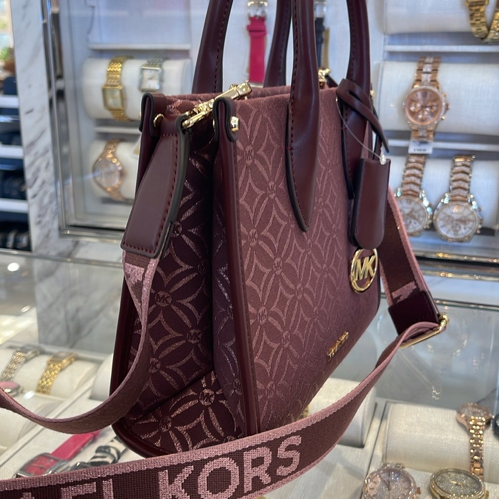 Michael Kors Mirella Small Metallic Logo Jacquard Crossbody Bag
Oxblood … - Picture 2 of 16